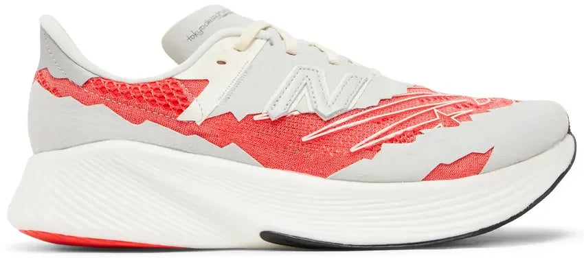 New Balance FuelCell RC Elite v2 SI
Stone Island TDS Red