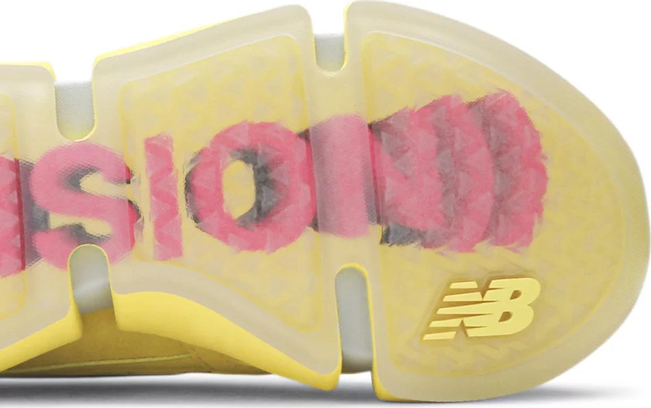 New Balance Vision Racer Jaden Smith Yellow close-up sole