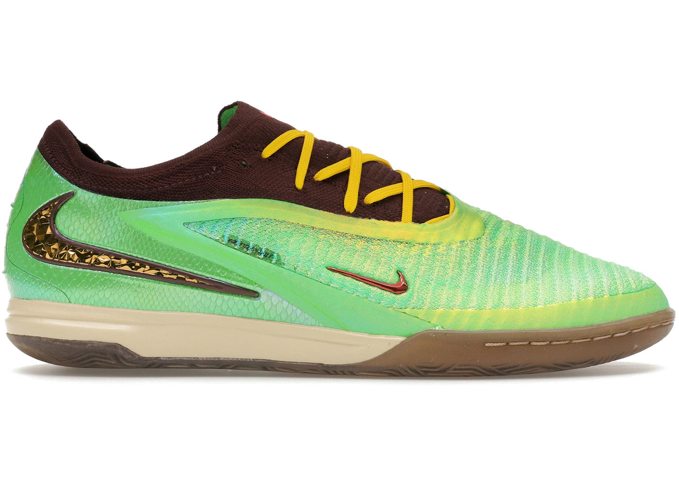 Nike Phantom 6 Low Elite IC SE Travis Scott -1