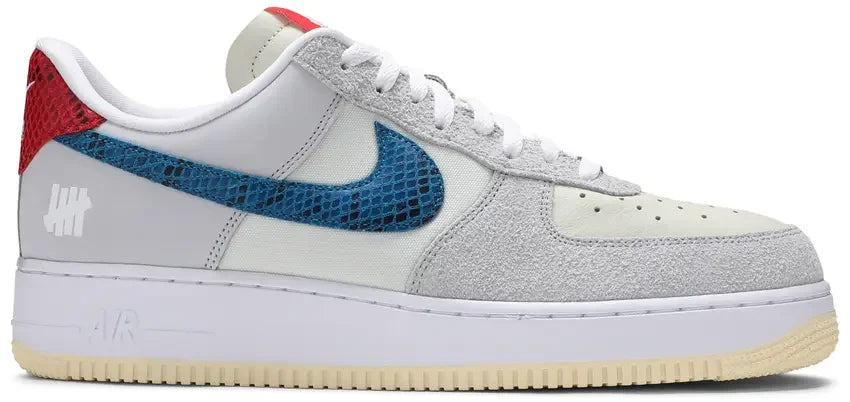 Nike Air Force 1 Low SP Undefeated 5 On It Dunk vs. AF1