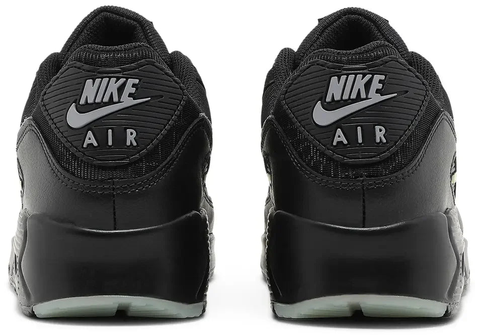 Nike Air Max 90 Halloween (2020) heel counter