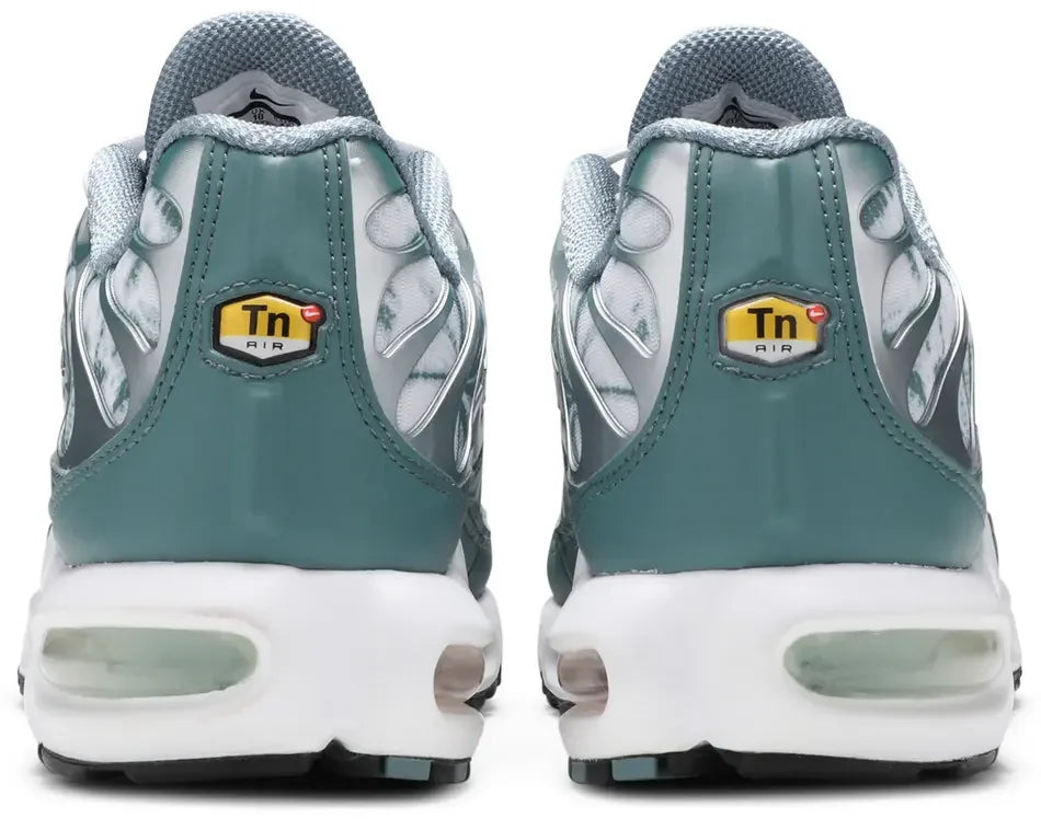 Nike Air Max Plus Palm Trees Green heel counter