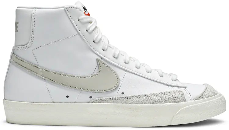 Nike Blazer Mid '77 Vintage White