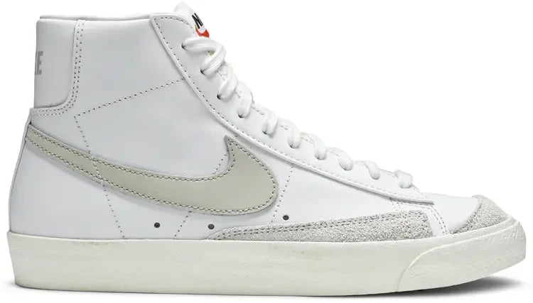 Nike Blazer Mid '77 Vintage White