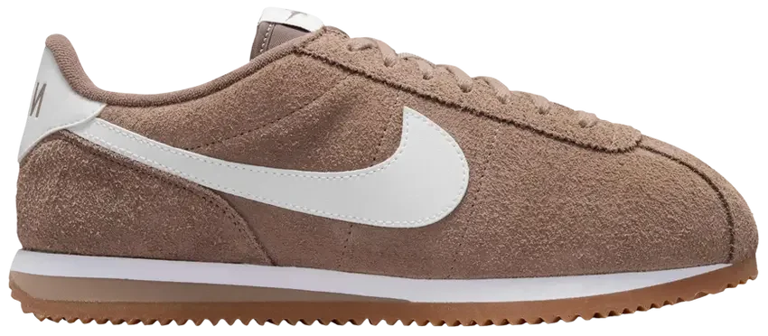 Nike Cortez Vintage
Medium Curry (Women's)