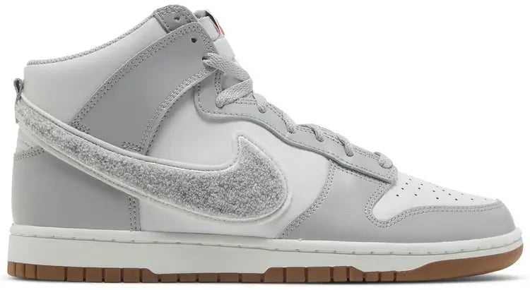 Nike Dunk High University Chenille Swoosh Light Smoke Grey