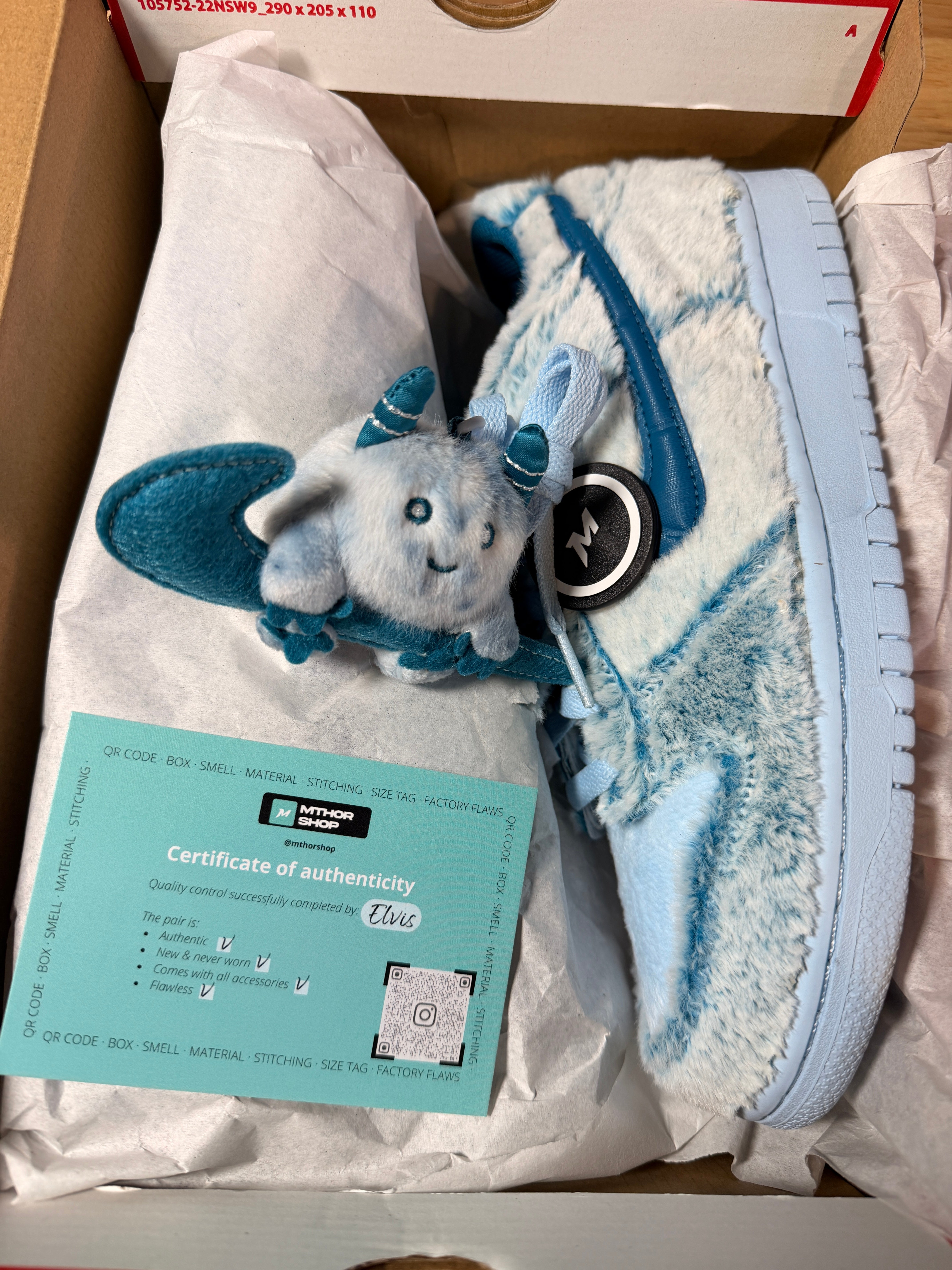 Nike Dunk Low Abominable Snowman (GS)