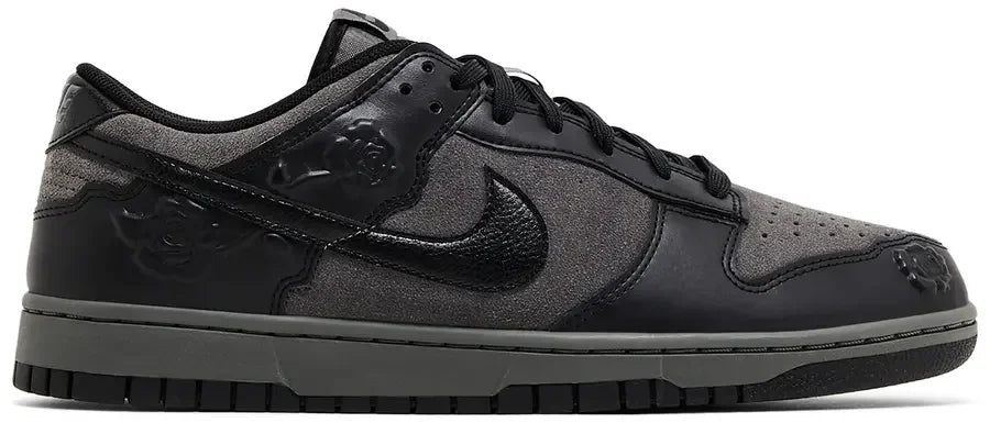 Nike Dunk Low Black Roses (W)