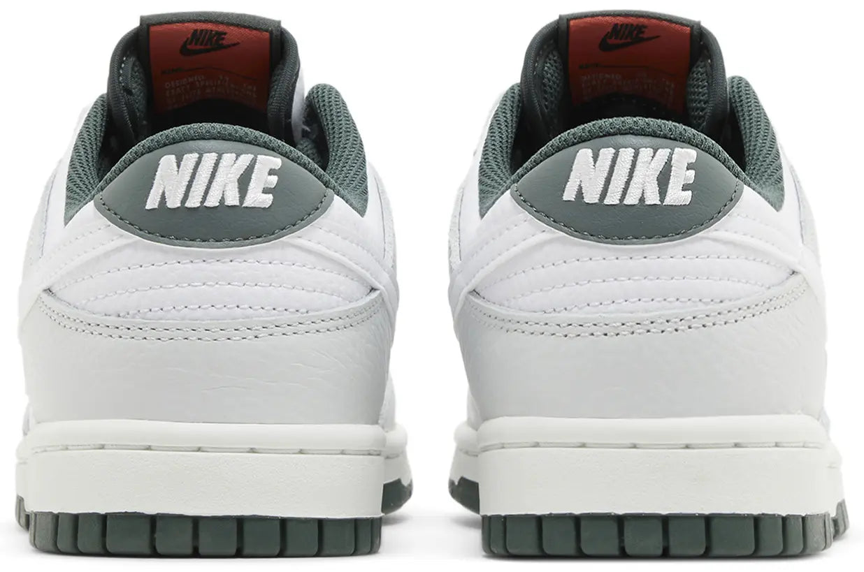Nike Dunk Low Retro SE Photon Dust Vintage Green