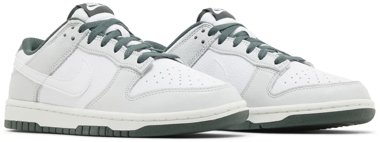 Nike Dunk Low Retro SE Photon Dust Vintage Green