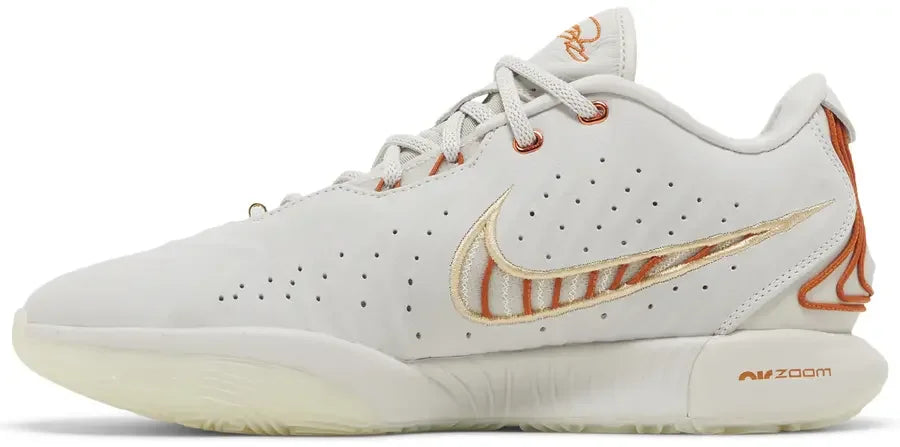 Nike LeBron 21 Akoya