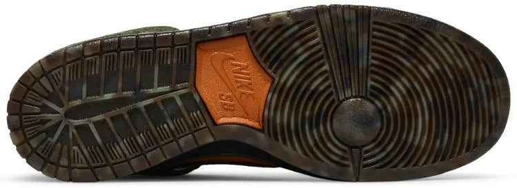 Nike_SB_Dunk_High_Pass_Port_Work_Boots-sole