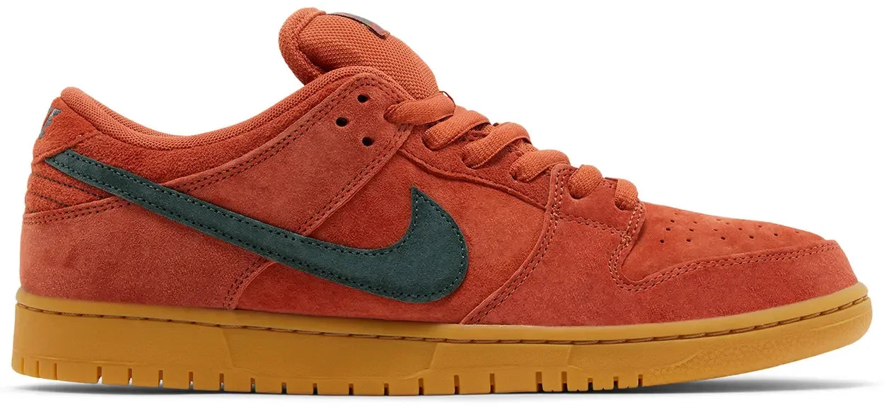 Nike SB Dunk Low
Burnt Sunrise