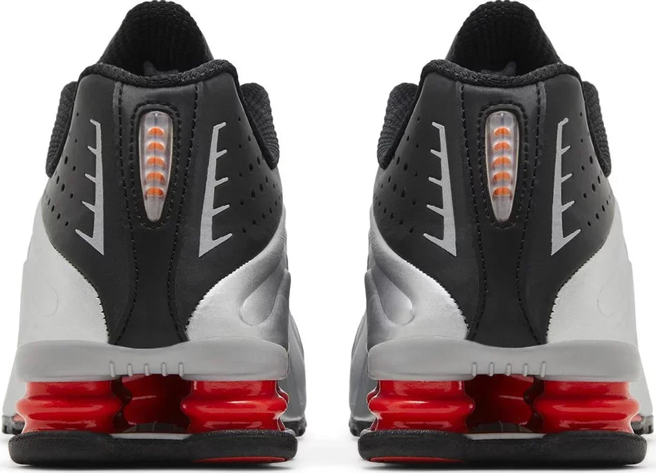 Heel counter Nike Shox R4 Black Metallic Silver (2018/2024)