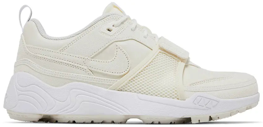 Nike Zoom Field Jaxx SP
Travis Scott Sail