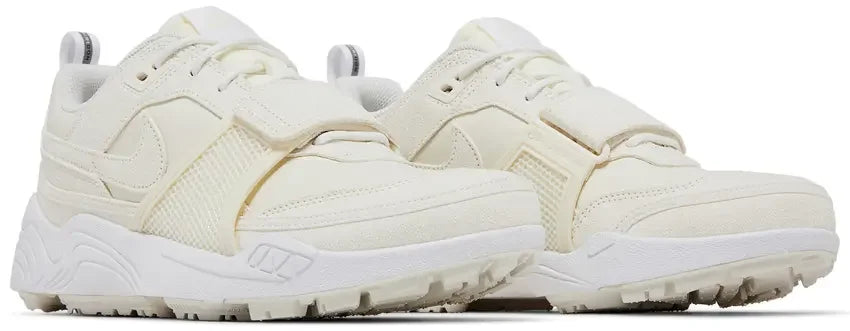 Nike Zoom Field Jaxx SP
Travis Scott Sail Pair