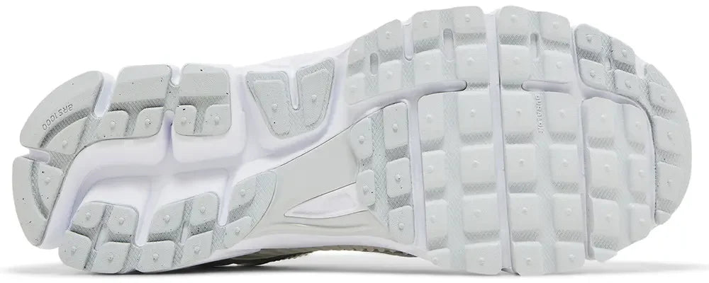 Nike Zoom Vomero 5 Chrome Toe (W)