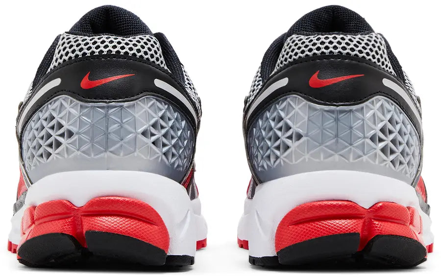 Nike Zoom Vomero 5 Metallic Silver University Red