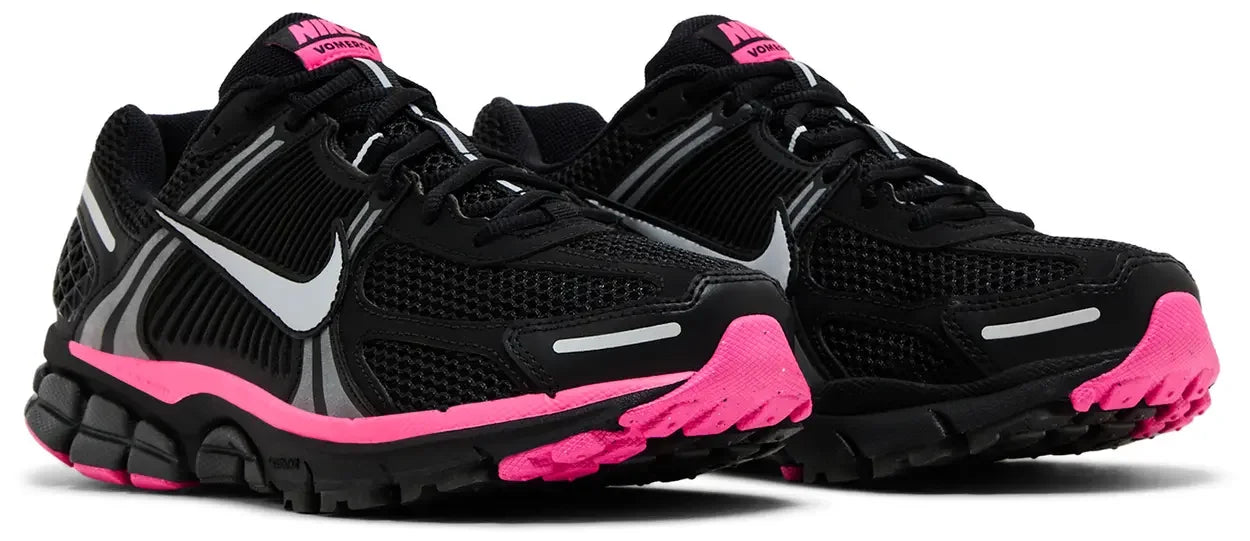Nike Zoom Vomero 5 Noir Rose Blast Pair