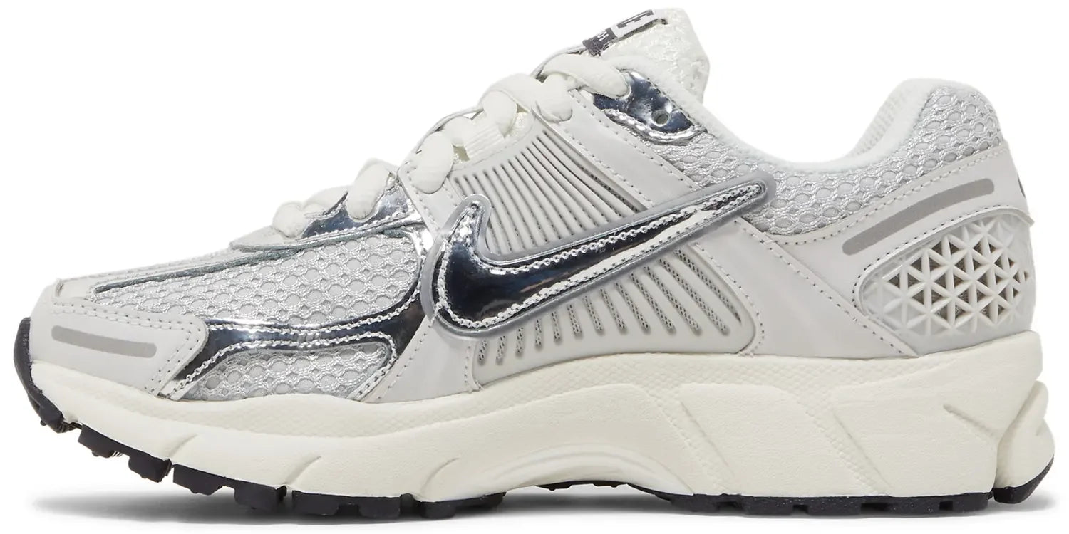 Nike Zoom Vomero 5 Photon Dust Metallic Silver (W)