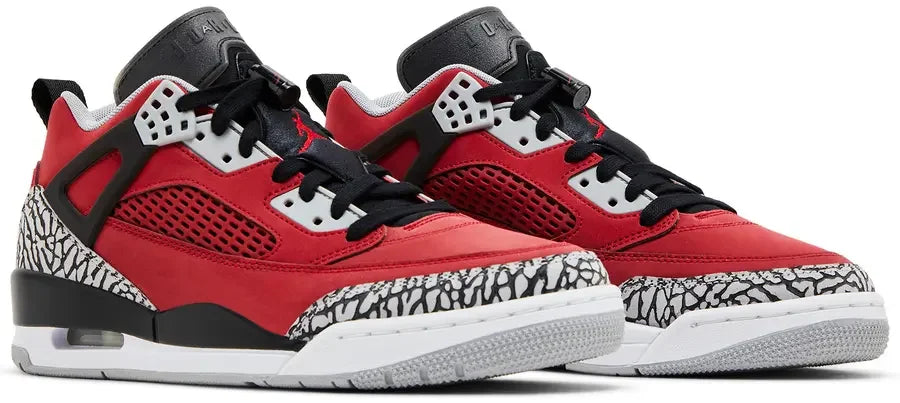 Pair Jordan Spizike Low Toro