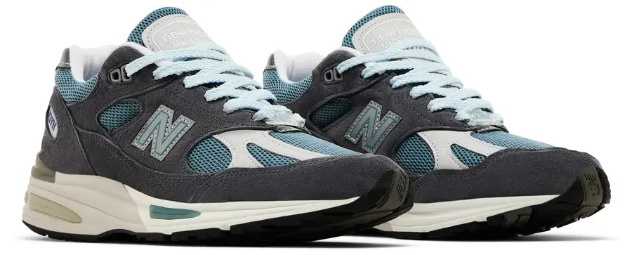 Pair New Balance 991v2 MiUK Kith Osaka Pack