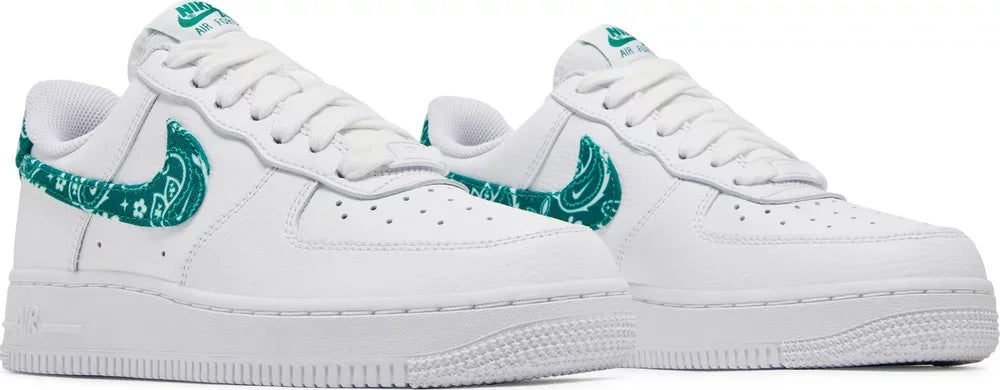 Pair Nike Air Force 1 Low '07 Essential White Green Paisley