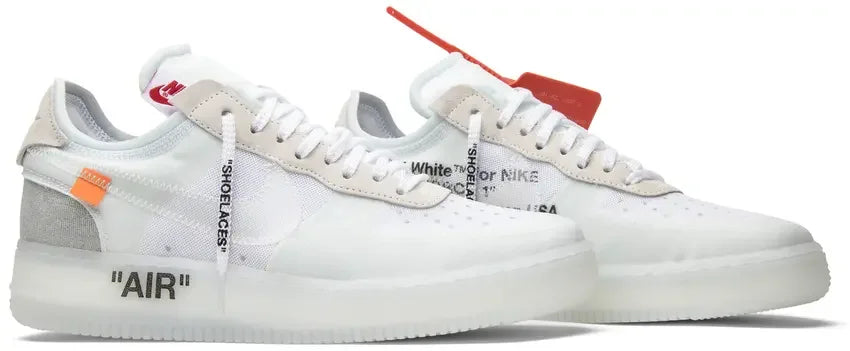 Pair Nike Air Force 1 Low
Off-White