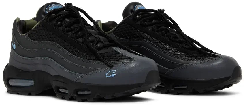 Pair Nike Air Max 95 SP
Corteiz Aegean Storm