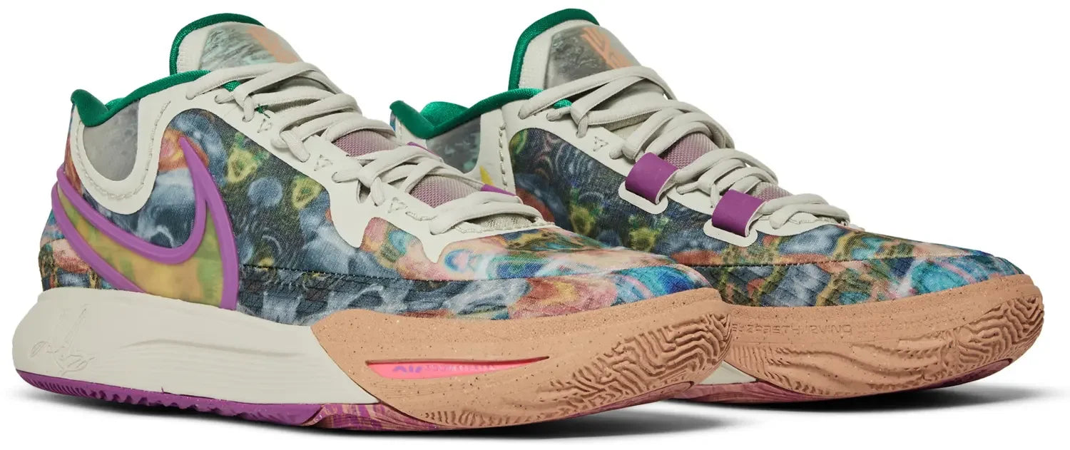 Pair Nike Kyrie 8 Circle of Life