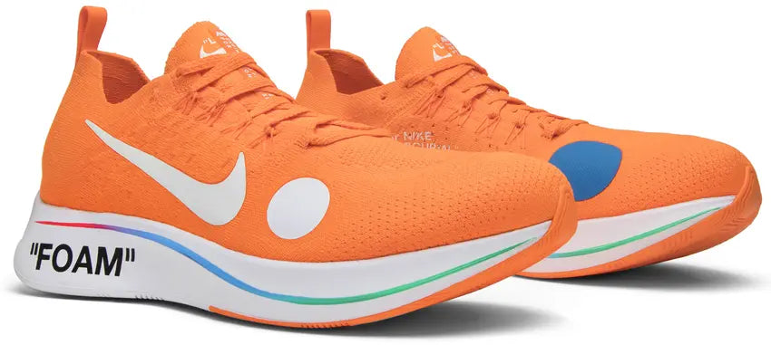 Pair Nike Zoom Fly Mercurial
Off-White Total Orange