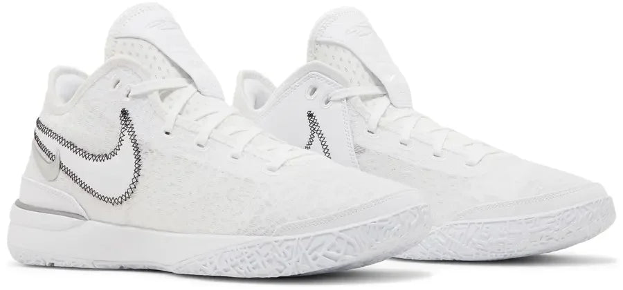 Pair Nike Zoom LeBron NXXT Gen White Metallic Silver