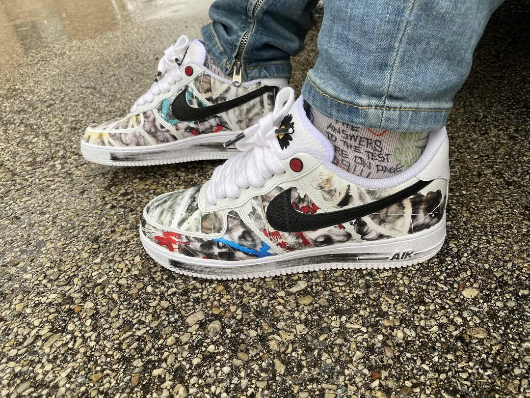 Pair craquelé Nike Air Force 1 Low G-Dragon Peaceminusone Para-Noise 2.0