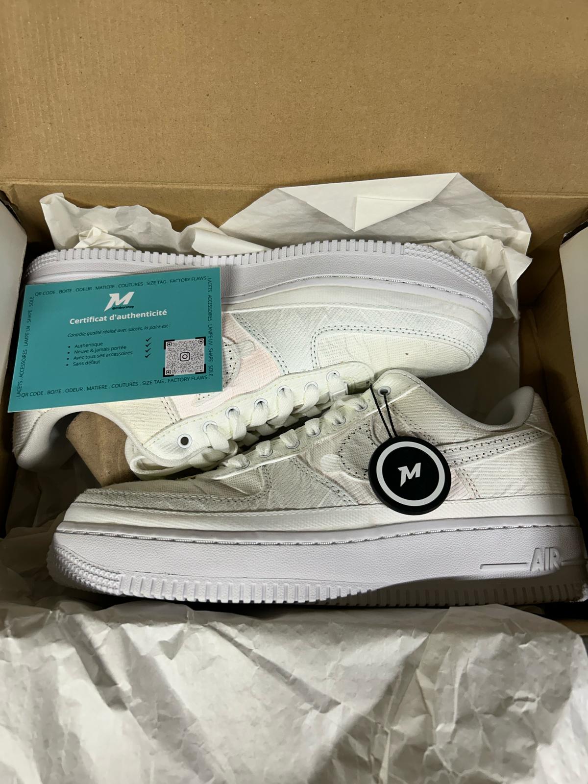 Real Air Force 1 Low Tear-Away Arctic Punch (W)
