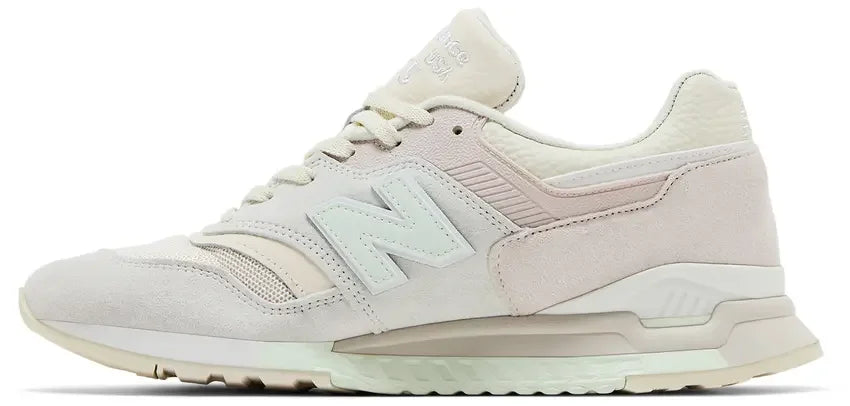 New Balance 997.5 MiUSA Kith Easter White Marshmallow Angora