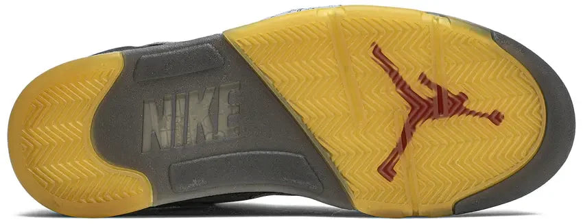 Sole Jordan 5 Retro
Off-White Muslin