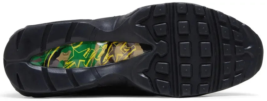 Sole Nike Air Max 95 SP
Corteiz Gutta Green