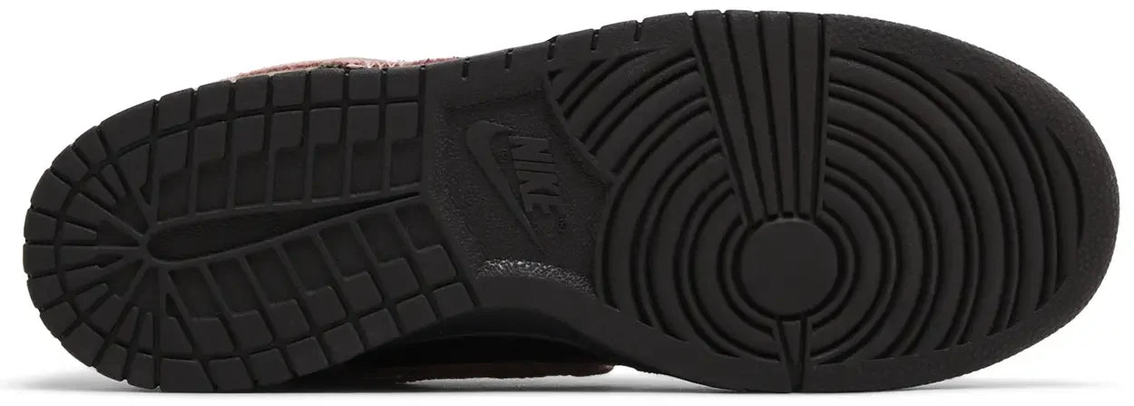 Nike Dunk Low Dunks Not Dead