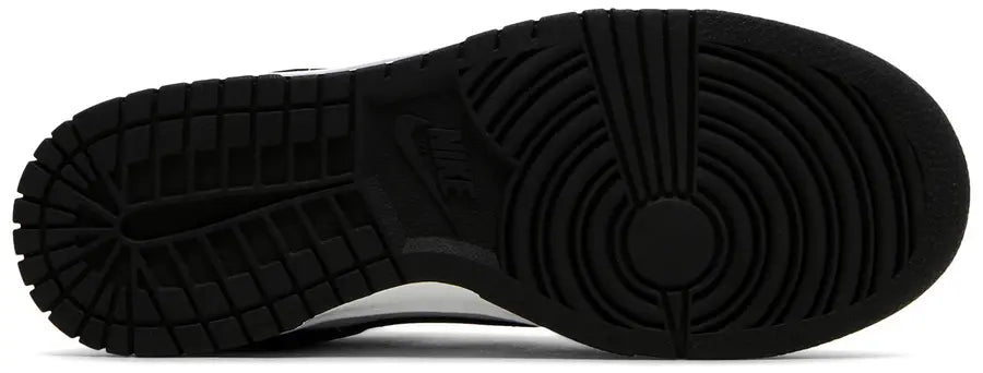 Sole Nike Dunk Low Retro White Black Panda (W)