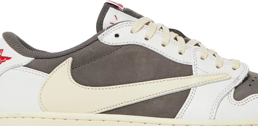 Swoosh Jordan 1 Retro Low OG SP Travis Scott Reverse Mocha