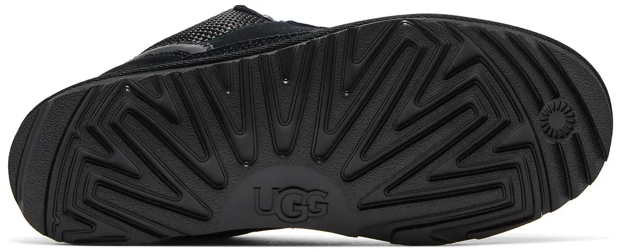 UGG Lowmel Black (GS) Sole
