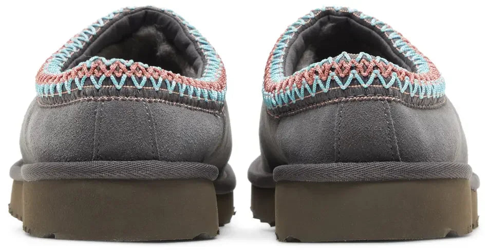 UGG Tasman Slipper Dark Grey (W) heel counter