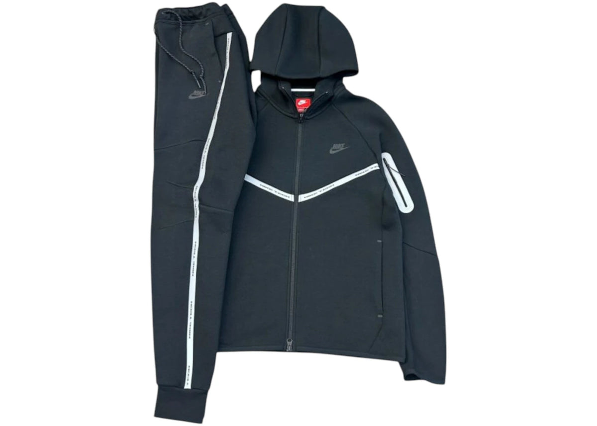 Nike Tech Fleece Reflective Accent Tracksuit Black/Black -1