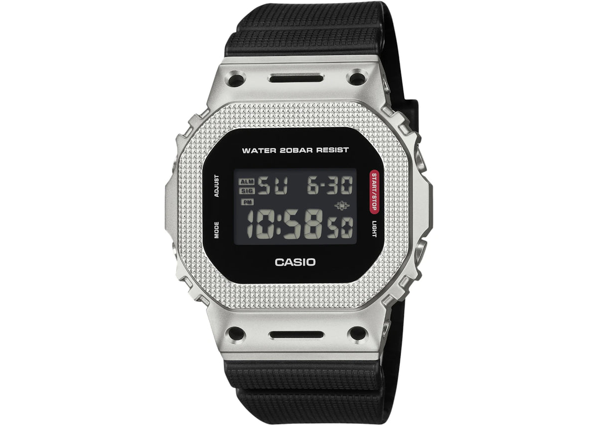 Casio G-Steel GM-5600M-1 (Black) -1
