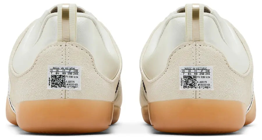 adidas Ballerina
Bad Bunny Off White Black Gum