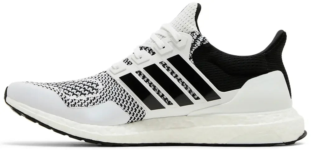 adidas Ultra Boost 1.0 Cloud White Core Black Iron Metallic