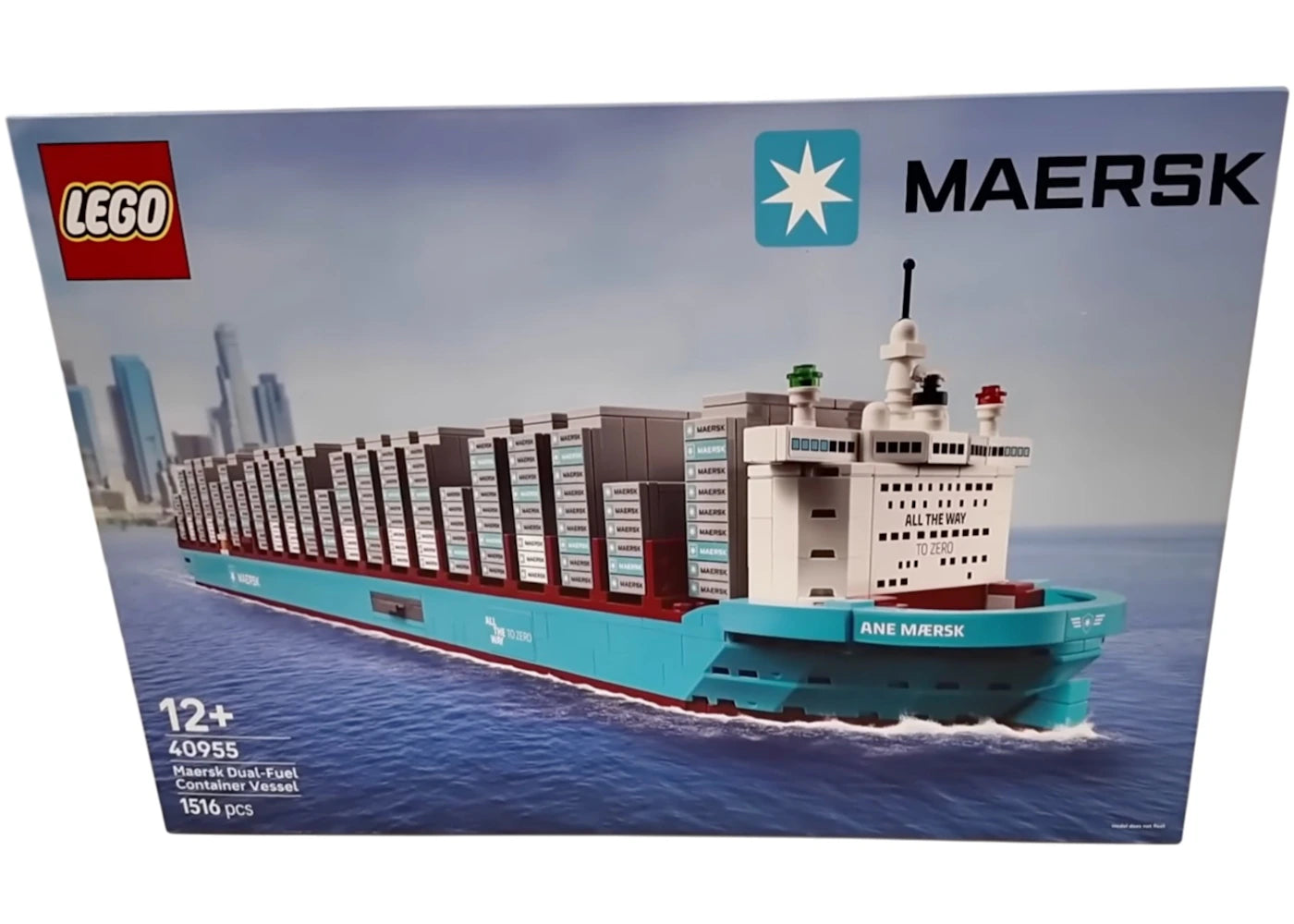 LEGO Maersk Dual-Fuel Container Vessel Set 40955 -1
