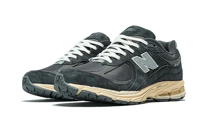 New Balance 2002R Black Phantom