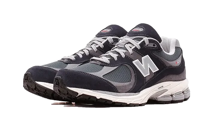 Pair New Balance 2002R Eclipse Raincloud