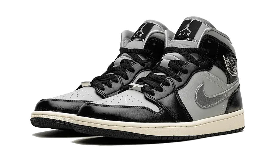 Air Jordan 1 Mid Black Chrome